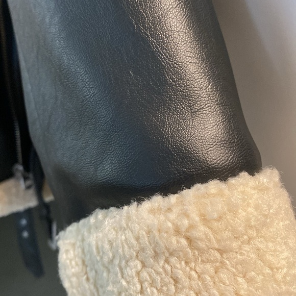 Zara H&M NWOT Biker Moto Sherpa Fur Leather Insulated Jacket Oversized Bloggers - Picture 14 of 16
